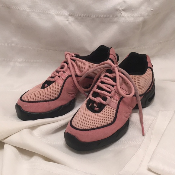 bloch hip hop sneakers